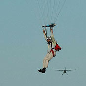 SkyDiving_22July2005