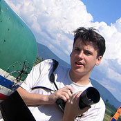 SkyDiving_22July2005