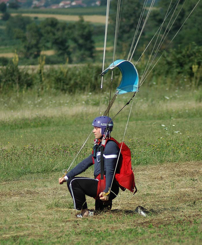 SkyDiving_22July2005