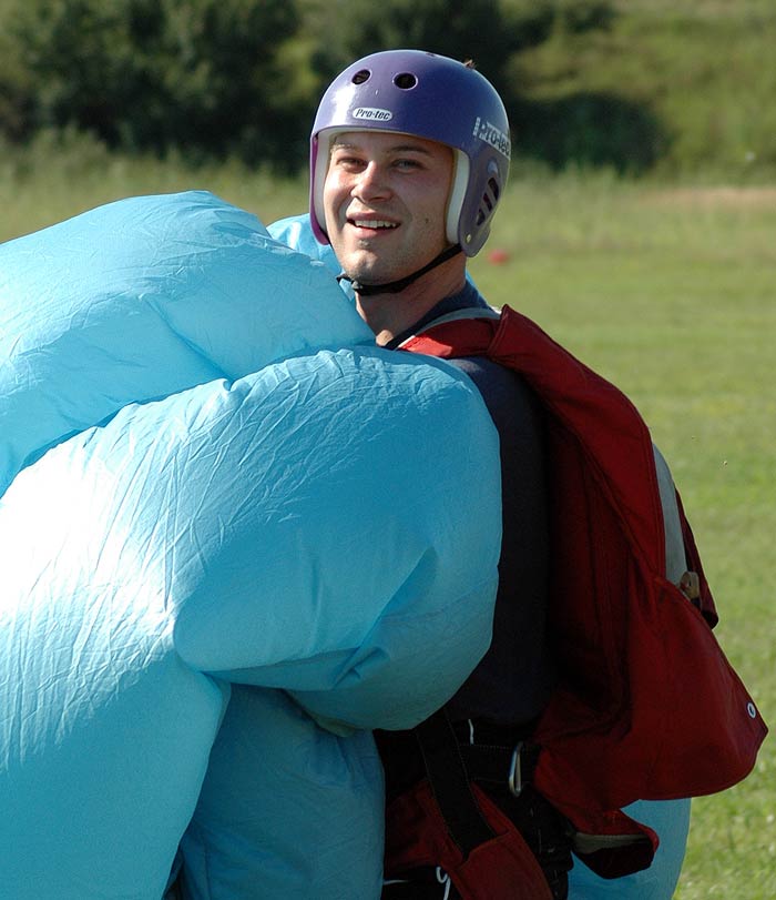 SkyDiving_22July2005