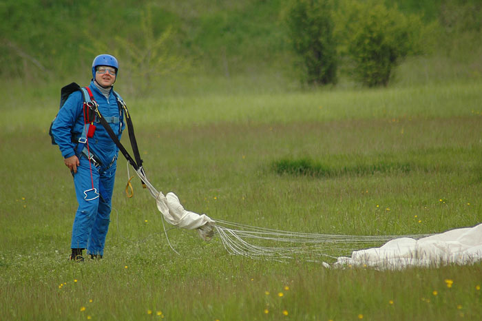 SkyDiving_6-7-Maj2006