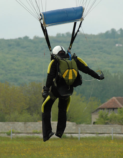SkyDiving_6-7-Maj2006