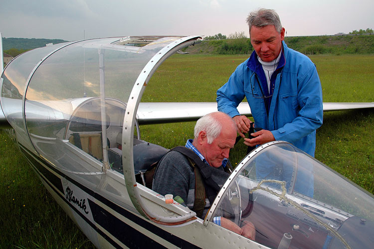 SkyDiving_6-7-Maj2006