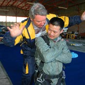 SkyDiving_9April2006