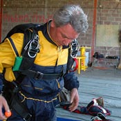 SkyDiving_9April2006