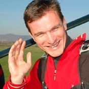 SkyDiving_9April2006