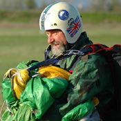 SkyDiving_9April2006