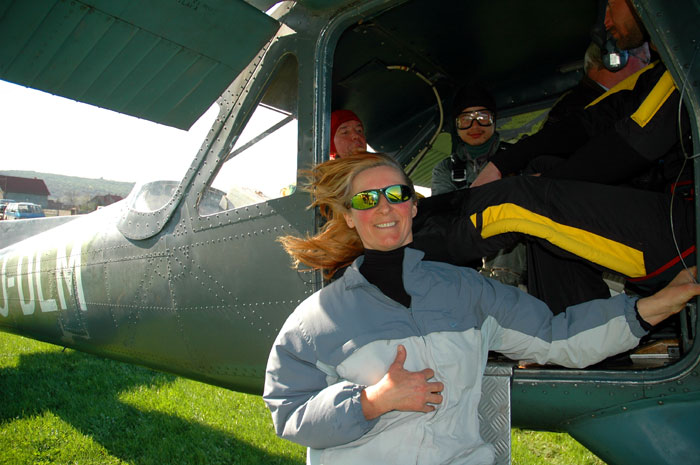 SkyDiving_9April2006