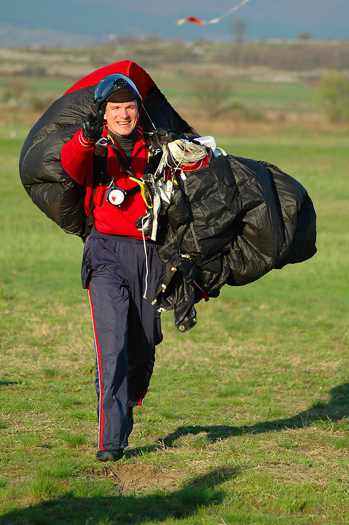 SkyDiving_9April2006