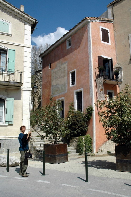 april2007/Fontaine_de_Vaucluse