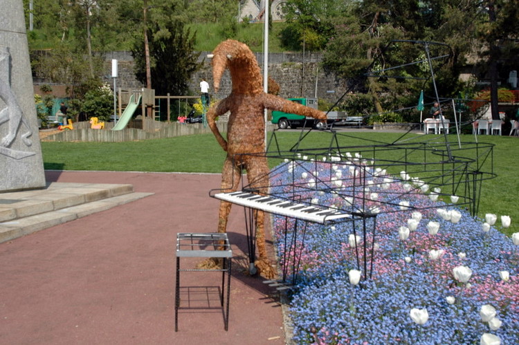 april2007/Vevey_Montreux