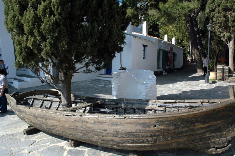 april2007/cadaques_Port_Lligat