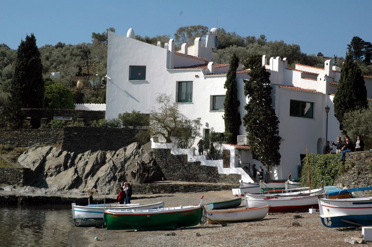 april2007/cadaques_Port_Lligat