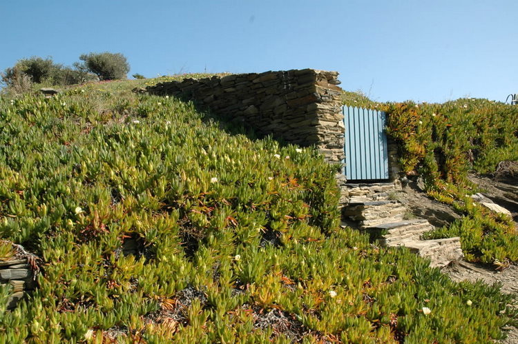 april2007/cadaques_Port_Lligat
