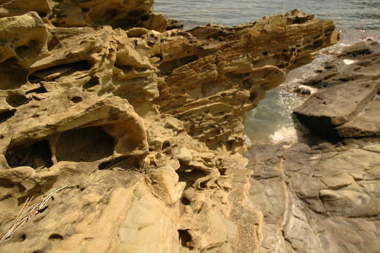 april2007/rocks_cadaques