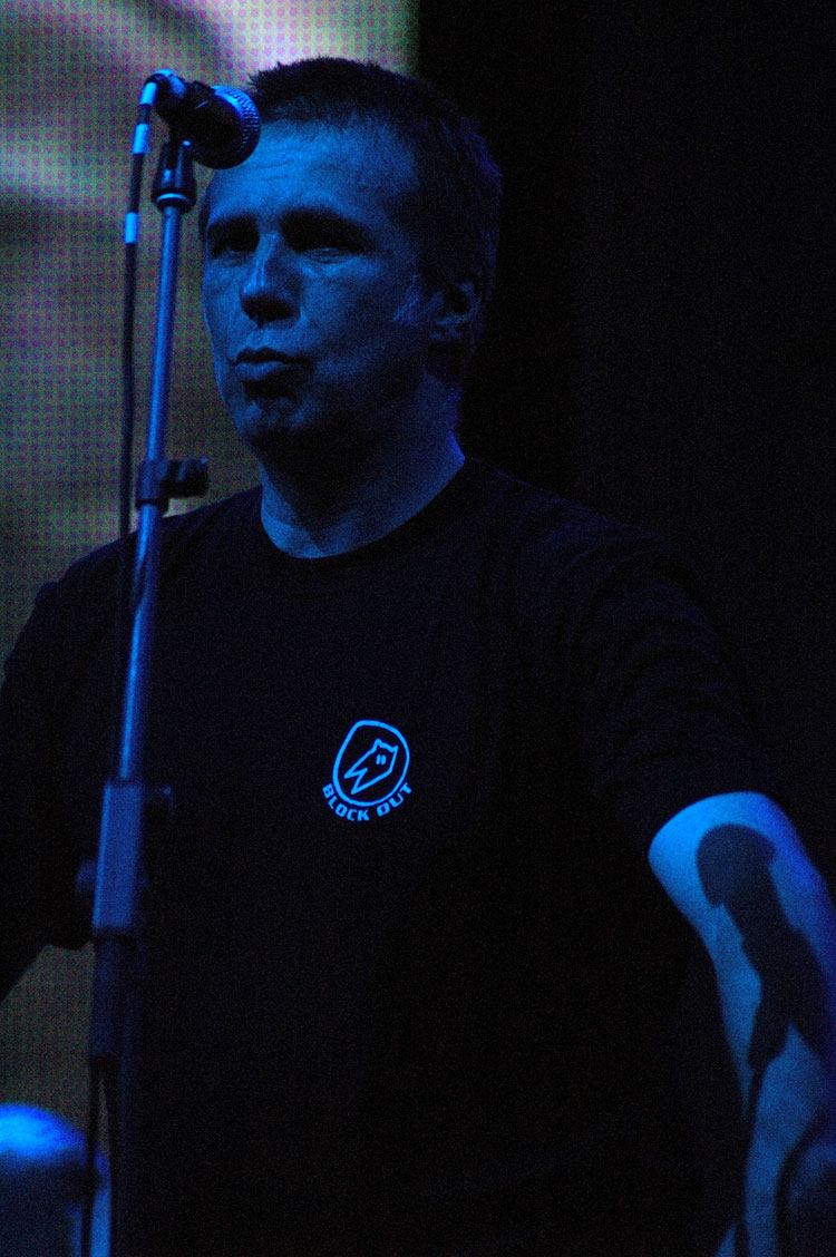 beerFest2008/blockOut