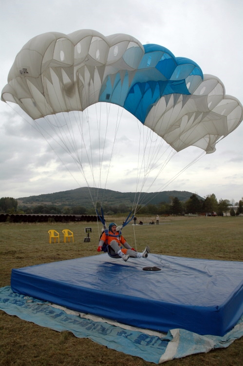 sky/2008-09-27-Paracin