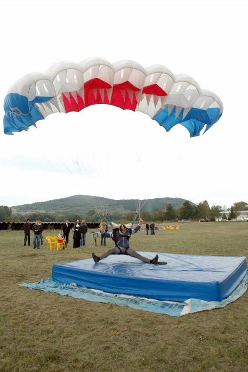 sky/2008-09-27-Paracin