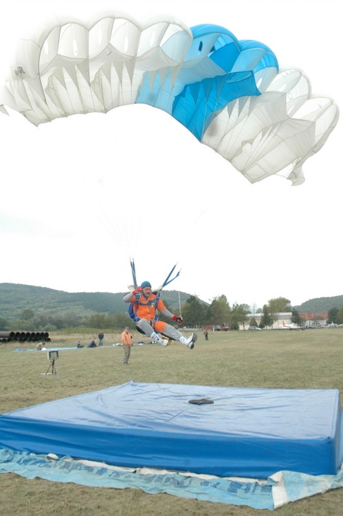 sky/2008-09-27-Paracin