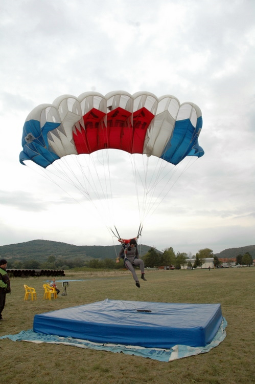 sky/2008-09-27-Paracin