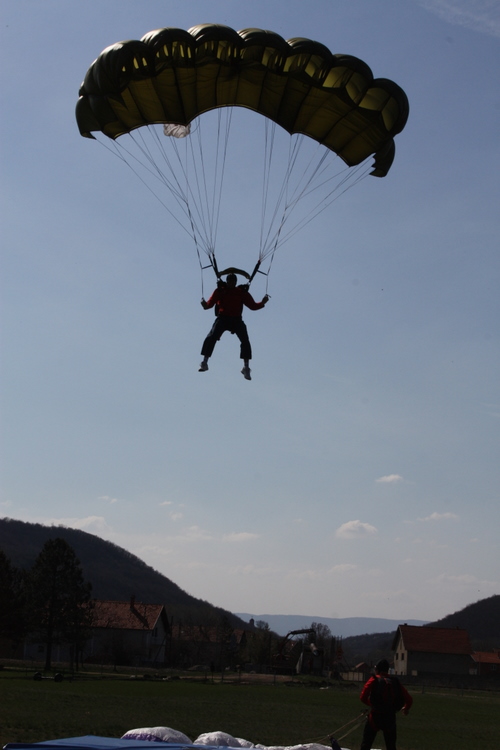 sky/2009-04-04-Paracin