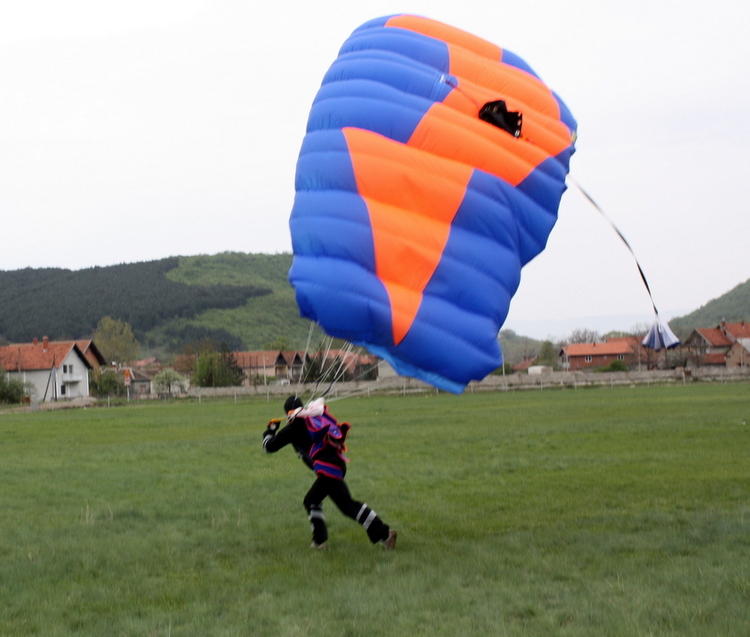 sky/2009-04-19-Paracin
