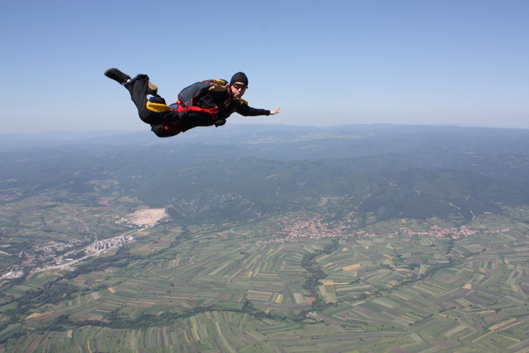 sky/2009-06-06-Paracin