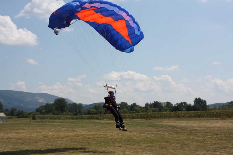sky/2009-08-09-Paracin