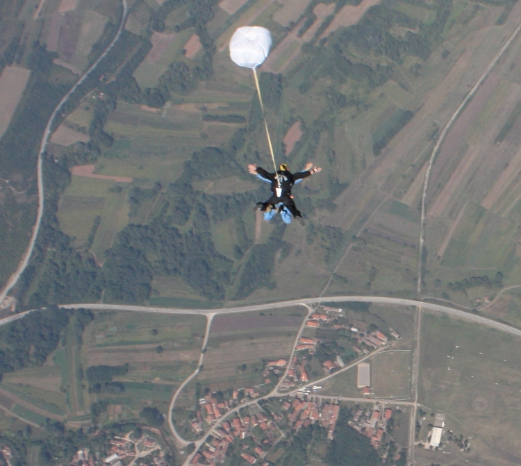 sky/2009-08-29-Paracin