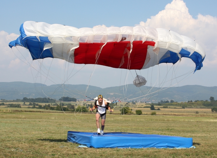 sky/2009-08-29-Paracin