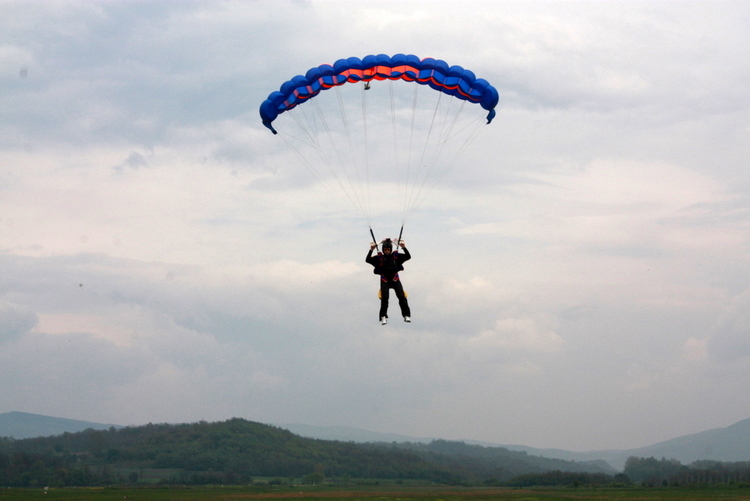 sky/2010-04-25-Paracin