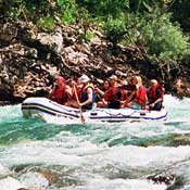 tara_rafting_aug2004