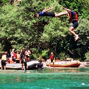 tara_rafting_aug2004