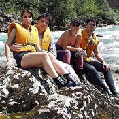 tara_rafting_aug2004