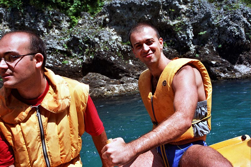 tara_rafting_aug2004