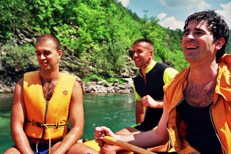 tara_rafting_aug2004