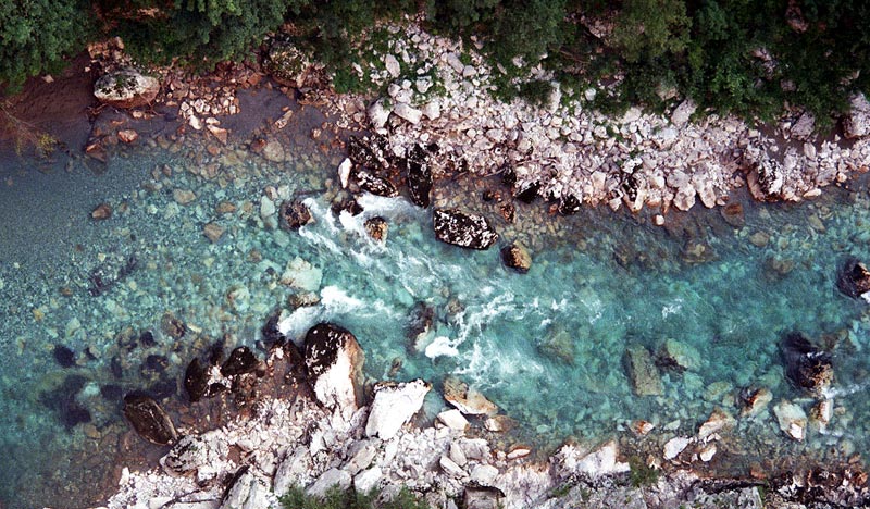 tara_rafting_aug2004