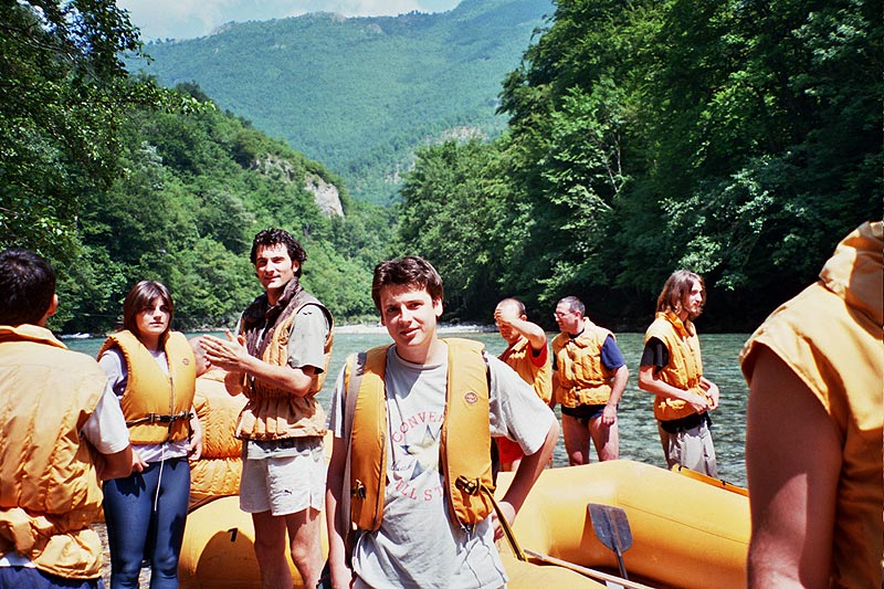 tara_rafting_aug2004